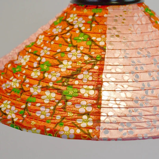 和紙ペンダントライト-和紙照明ペンダント-日本の和紙ランプ-和風ペンダントライト-手作り和紙照明-薄紙ペンダントライト-モダン和紙照明-和紙照明デザイン-伝統的な和紙照明-小さな空間-1灯ペンダントライト-和風照明1灯レトロペンダント インヴェント SDPN-244B プラムレッド×小梅赤 電球別売