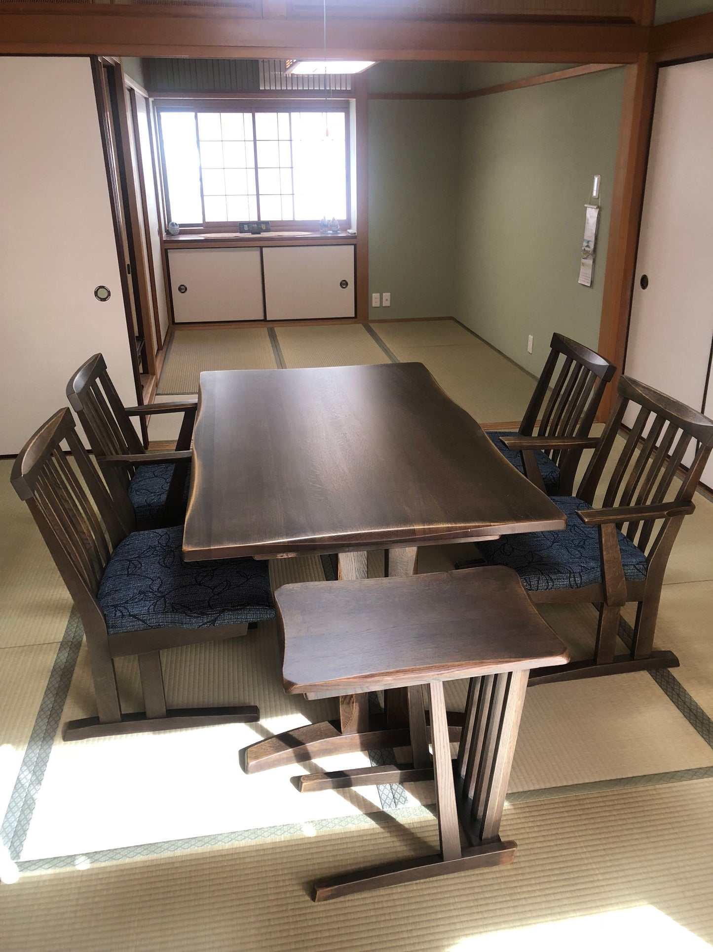 和室椅子テーブル_旅館家具_サイドチェア, ダイニングチェア, チェア_たのし-サイドチェアH-DB色テール83_八木研_ヤギケン_yagiken