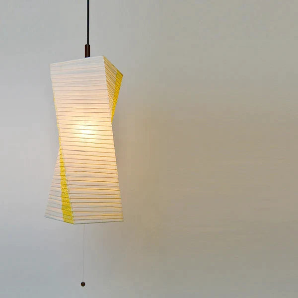 和紙ペンダントライト-和紙照明ペンダント-日本の和紙ランプ-和風ペンダントライト-手作り和紙照明-薄紙ペンダントライト-モダン和紙照明-和紙照明デザイン-伝統的な和紙照明-4畳用照明-1灯ペンダントライト-ツイスト-spn1-1004-楮紙茶-麻葉菜種-電球別売