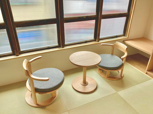 和室椅子テーブル_旅館家具_1人用テーブル, 2人用テーブル, サイドテーブル, サークルテーブル, ソファテーブル, ソファベッド, テーブル, テーブル高さ48cm, ナイトテーブル, ホテルテーブル, ラウンジ, ラウンジテーブル, ラウンドテーブル, レストテーブル, ローテーブル, 丸テーブル, 低いテーブル, 和室テーブル, 宴会場, 広縁, 旅館テーブル, 旅館食堂用, 高齢者用_くつろぎ-サイドテーブル（MARU)_八木研_ヤギケン_yagiken