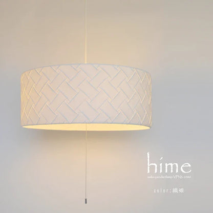 和紙ペンダントライト-和紙照明ペンダント-日本の和紙ランプ-和風ペンダントライト-手作り和紙照明-薄紙ペンダントライト-モダン和紙照明-和紙照明デザイン-伝統的な和紙照明-8畳用照明-姫シリーズ和風3灯ペンダントライト-VPN3-1080 織姫 電球別売